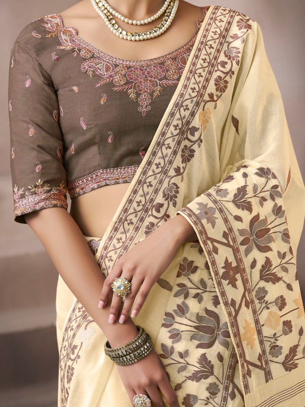 Ivory Cream Jamdani Cotton Silk Saree With Contrast Blouse
