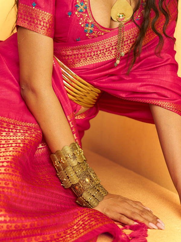 Rani Pink Woven Designer Tussar Silk Saree, pallu detail