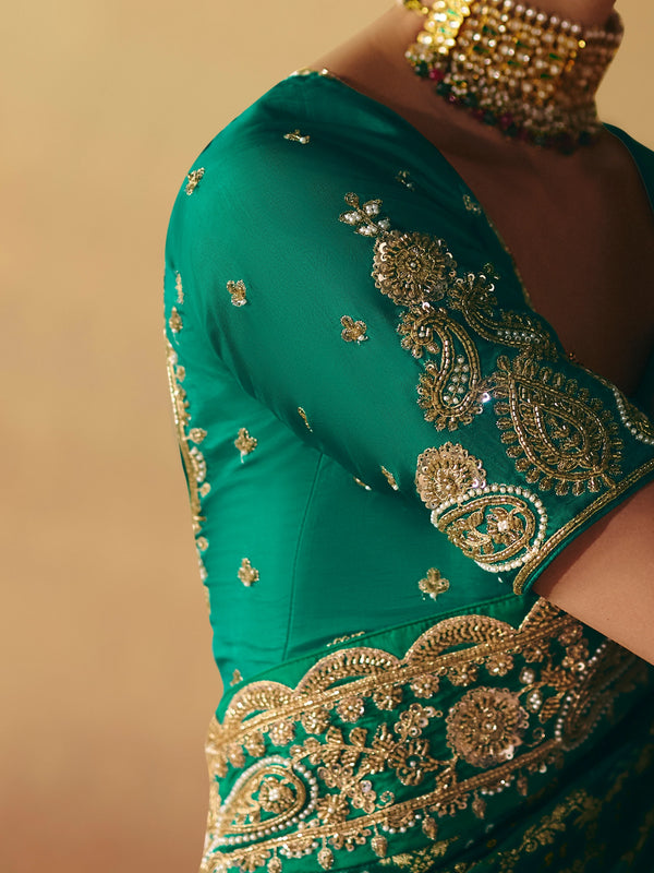 Emerald Green Bandhani Banarasi Georgette Saree, blouse close-up