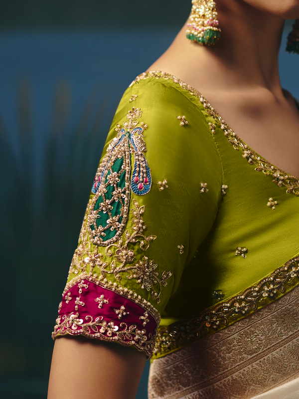 Ivory Banarasi Dola Silk Saree, contrast blouse close-up
