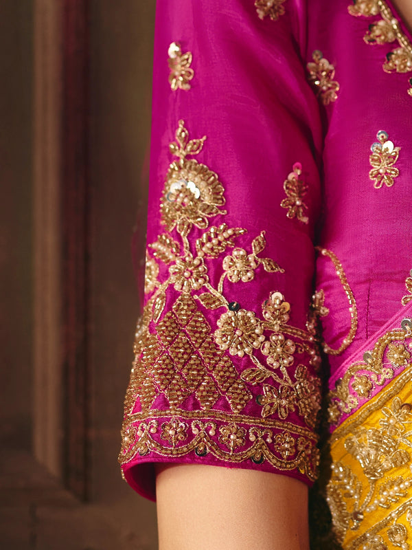Marigold Yellow Bandhani Banarasi Georgette Saree, contrast blouse close-up